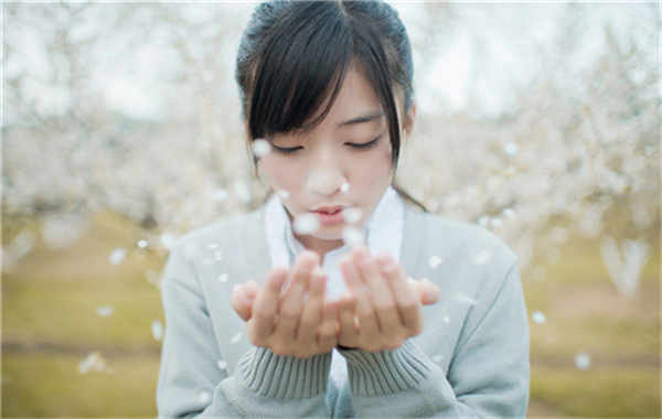 蓝山怀孕后验血多久可以知道男女(怀孕后多久可以验血检查出来)
